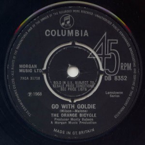 Go+With+Goldie+-+Galleta